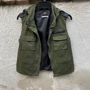 BDG jacket vest with hood size S